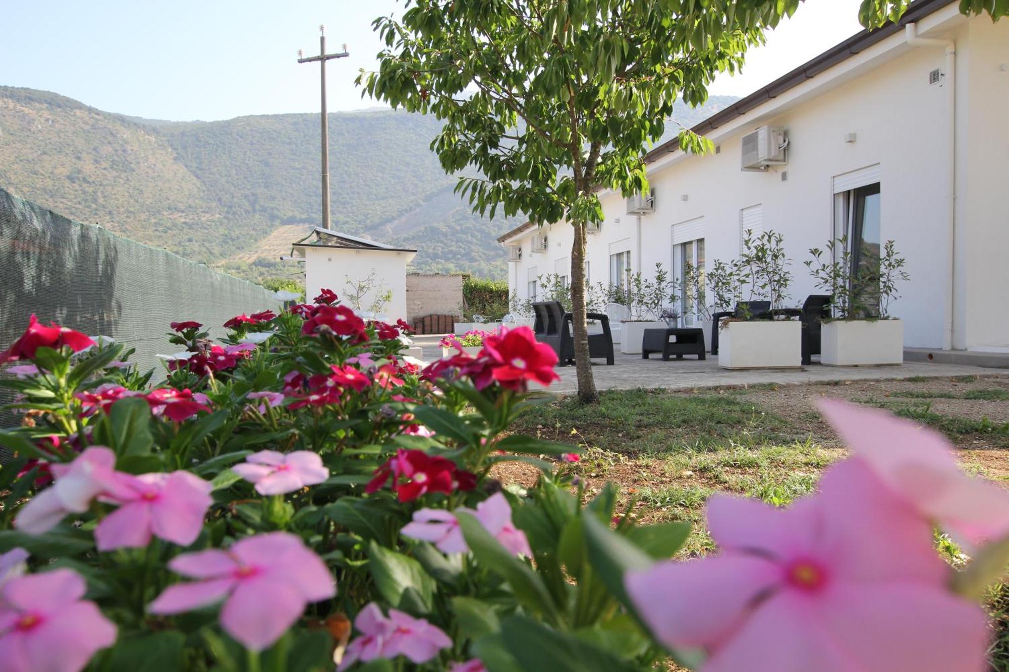 Villa Capodacqua Castrocielo Екстер'єр фото