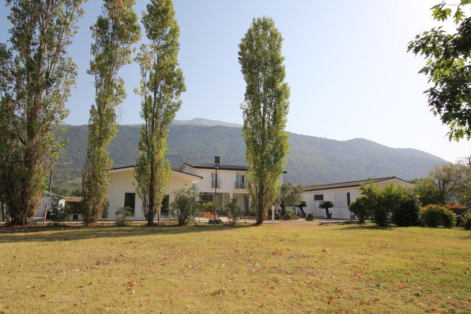 Villa Capodacqua Castrocielo Екстер'єр фото